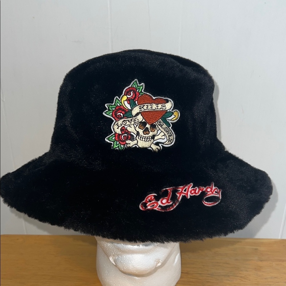 Ed Hardy Women’s Faux Fur Black Bucket Hat with Skull Design 072726